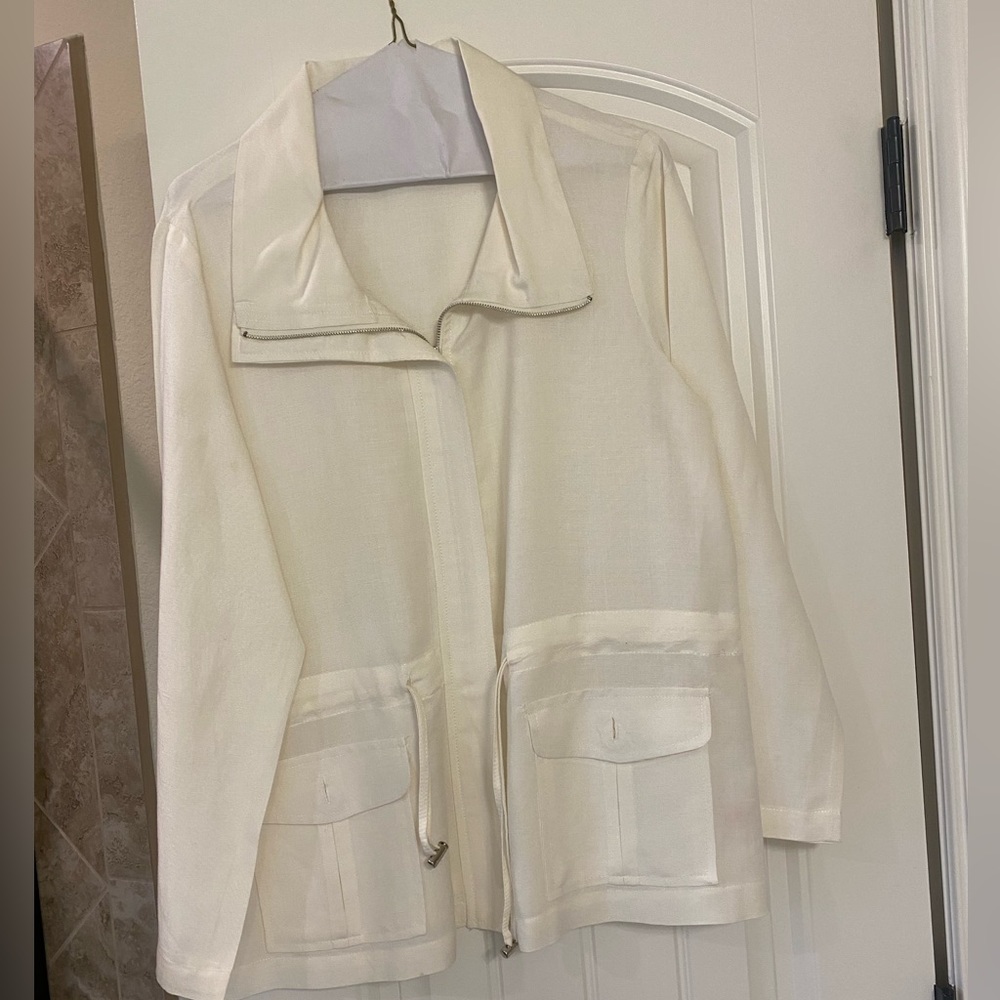 Darjoni light cream jacket. Linen/Rayan size M